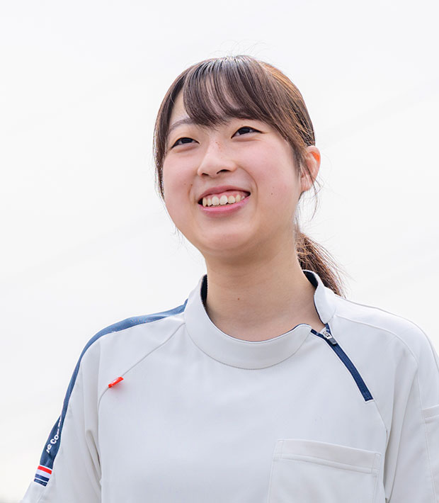 介護福祉士の向井愛摘さん